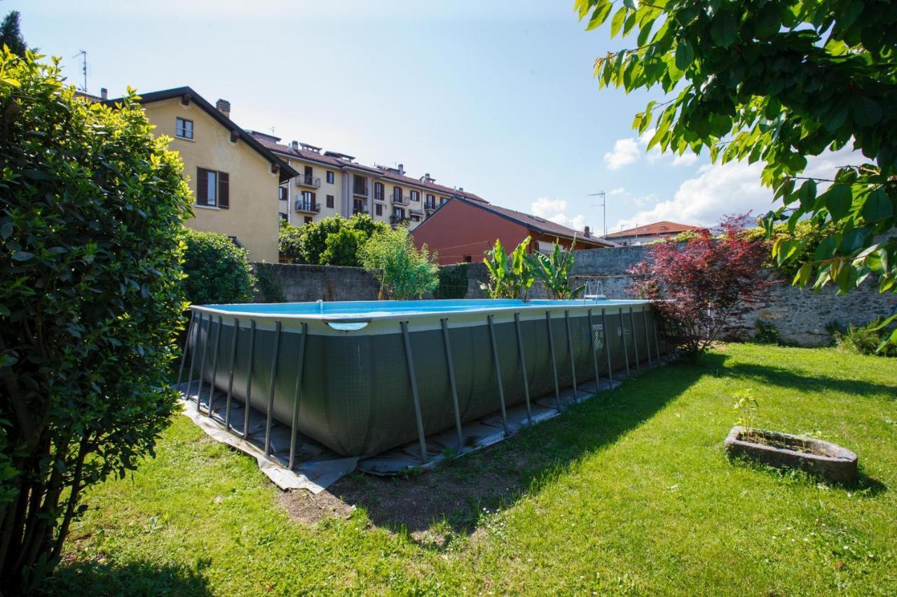 Villa Rachel Intra Exterior foto